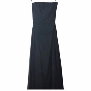 Vera Wang Maids Strapless Black Tulle Long Gown